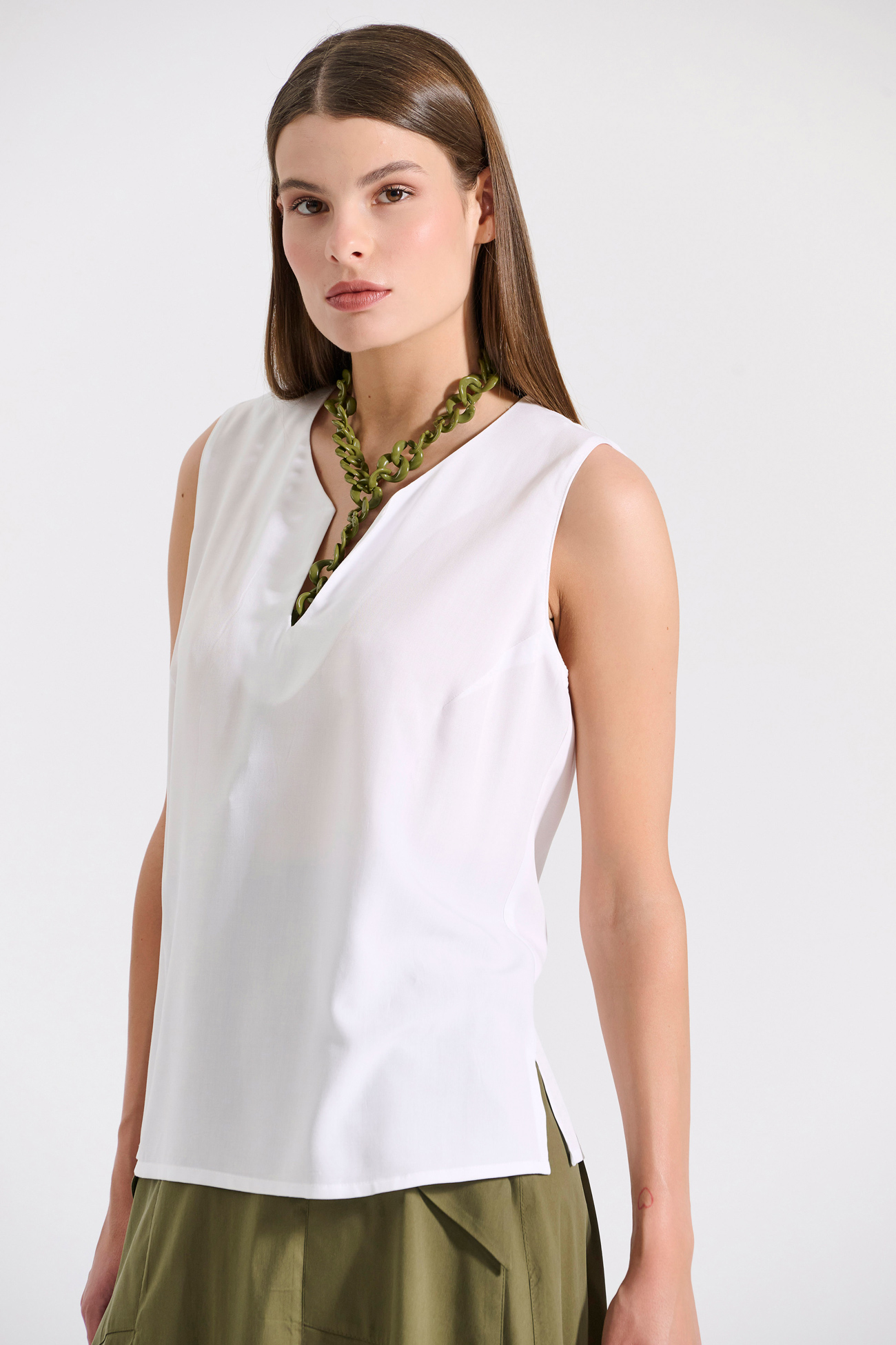 未使用品SEVENTEN Open neck scallop blouse M 未使用品SEVENTEN Open neck scallop blouse M - メルカリ