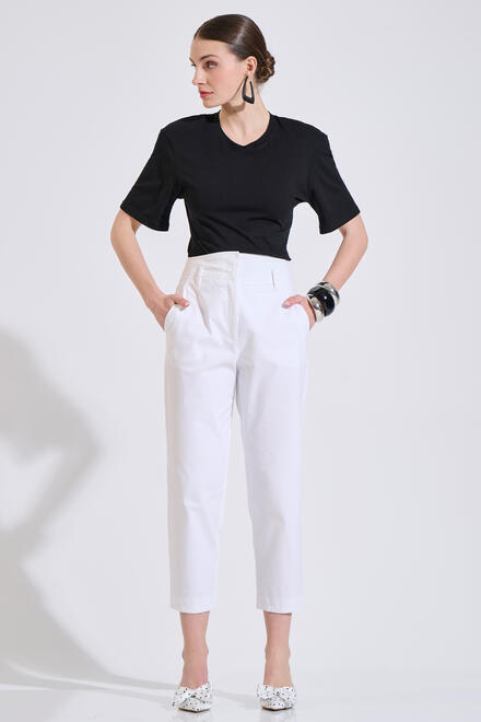 Cotton Relaxed-Fit Ankle-Length Carrot Trousers - White M