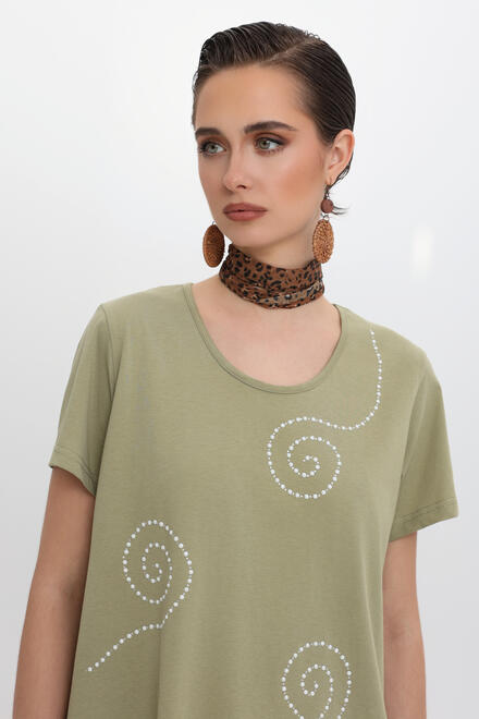 T-Shirt with rhinestone decorations - Chaki S