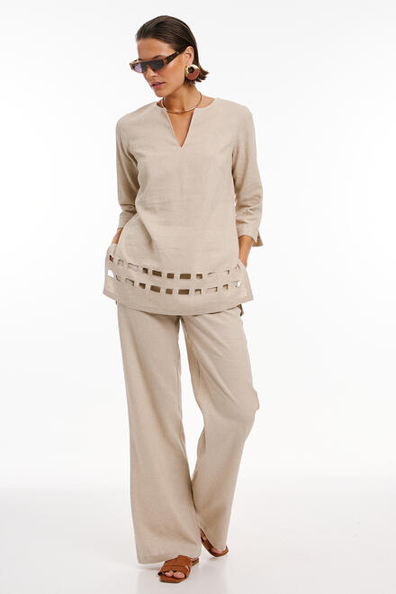 Linen blouse with perforated pattern - Beige S