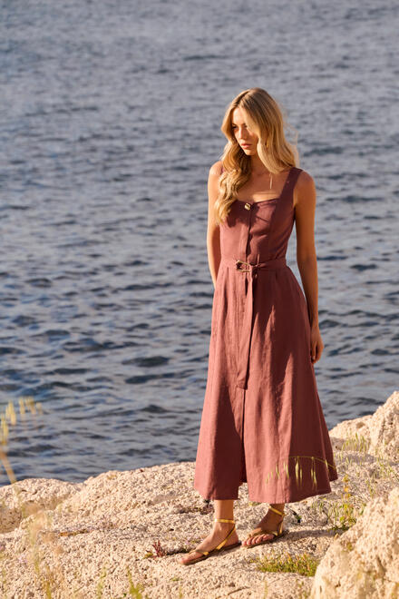 Midi sleeveless dress with slit detail - Mocha S