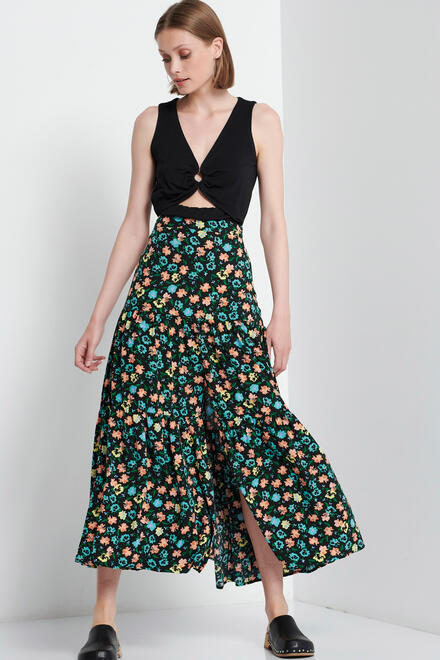 Printed skirt with slit in front - Black S