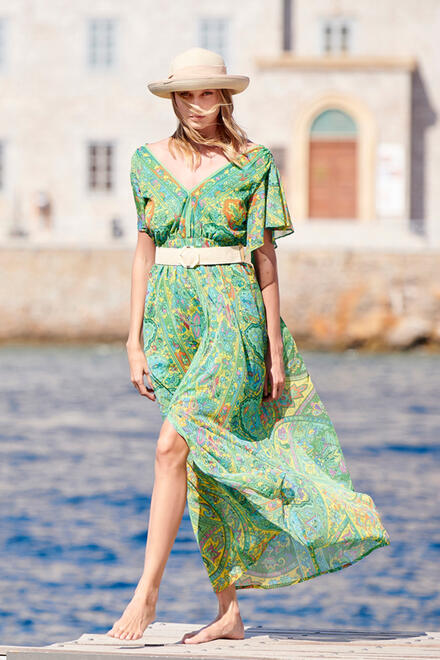 Dress with ruffles on the sleeves - GREEN S/M