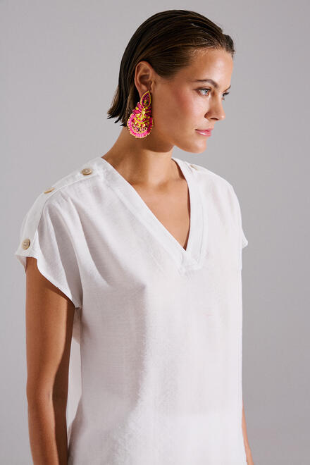 Blouse with decorative buttons - White S