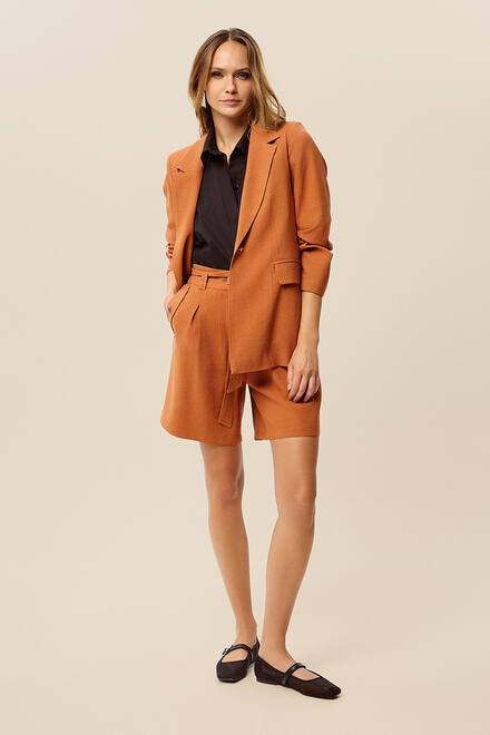 Bermuda shorts with a tie belt - Brown S