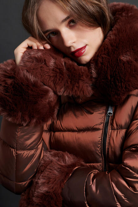 Jacket with ecological fur - Brown S