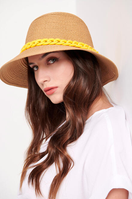 Straw hat with decorative chain - Beige O/S