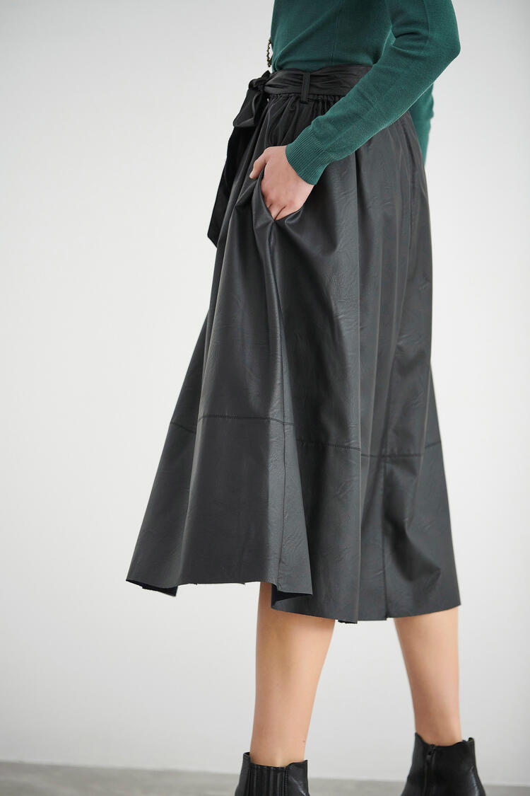Clos skirt - Black S/M