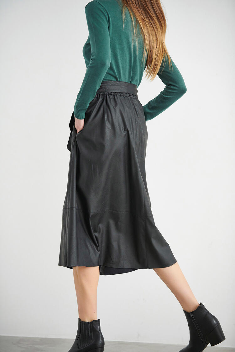 Clos skirt - Black S/M