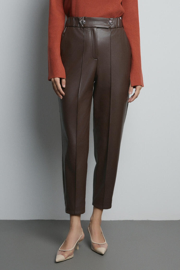 Pants with leather texture - Brown XL