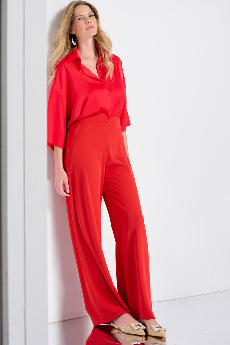 Pants with a V cut in the waist - CORAL S