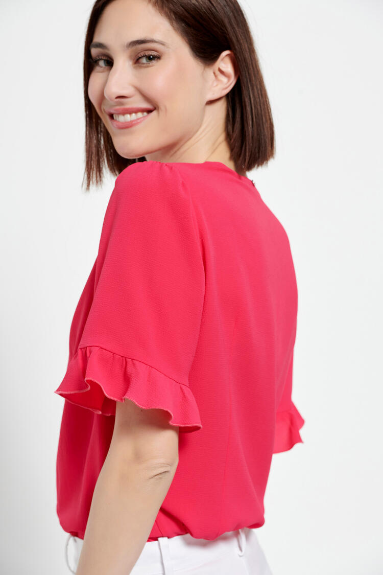 Blouse with ruffles on the sleeve - Fuchsia S