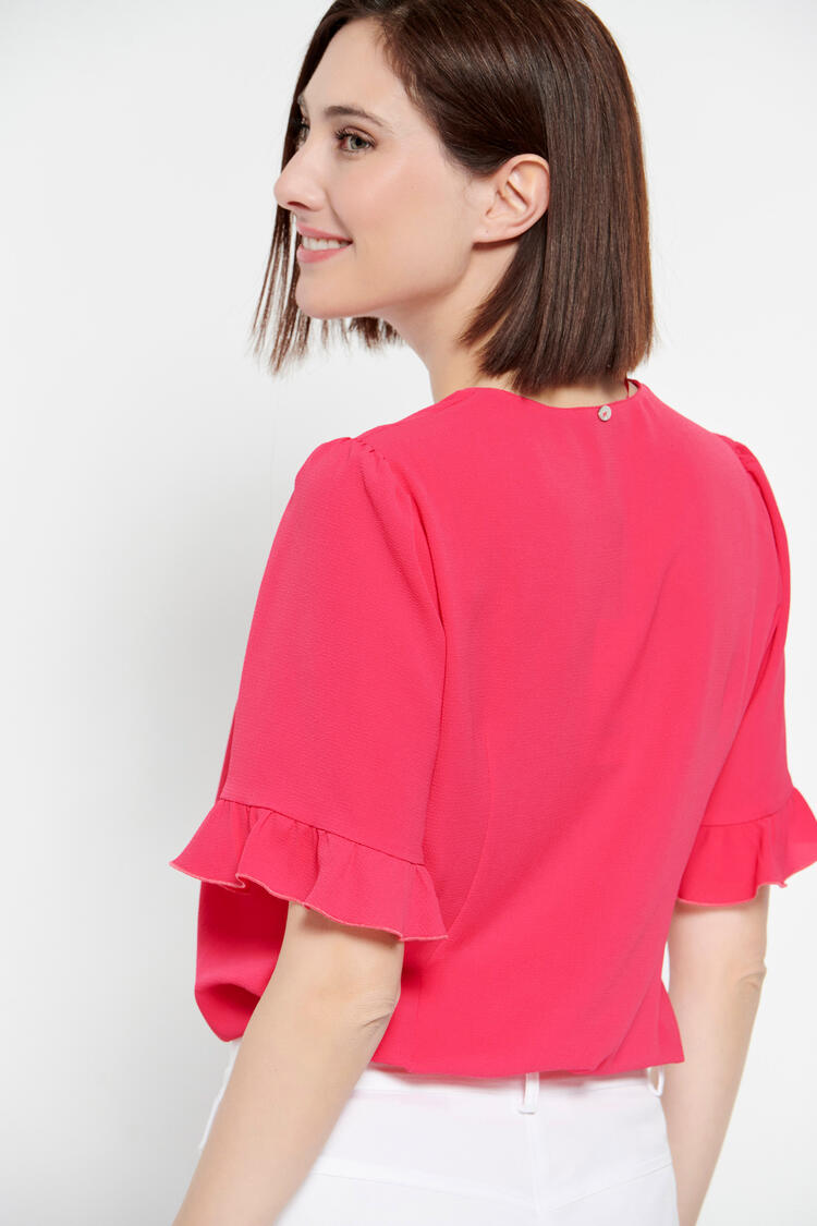 Blouse with ruffles on the sleeve - Fuchsia S