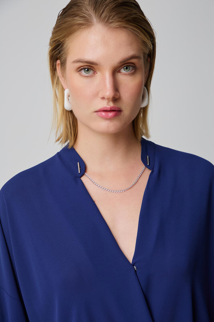 Cruise blouse with detachable chain - Blue S