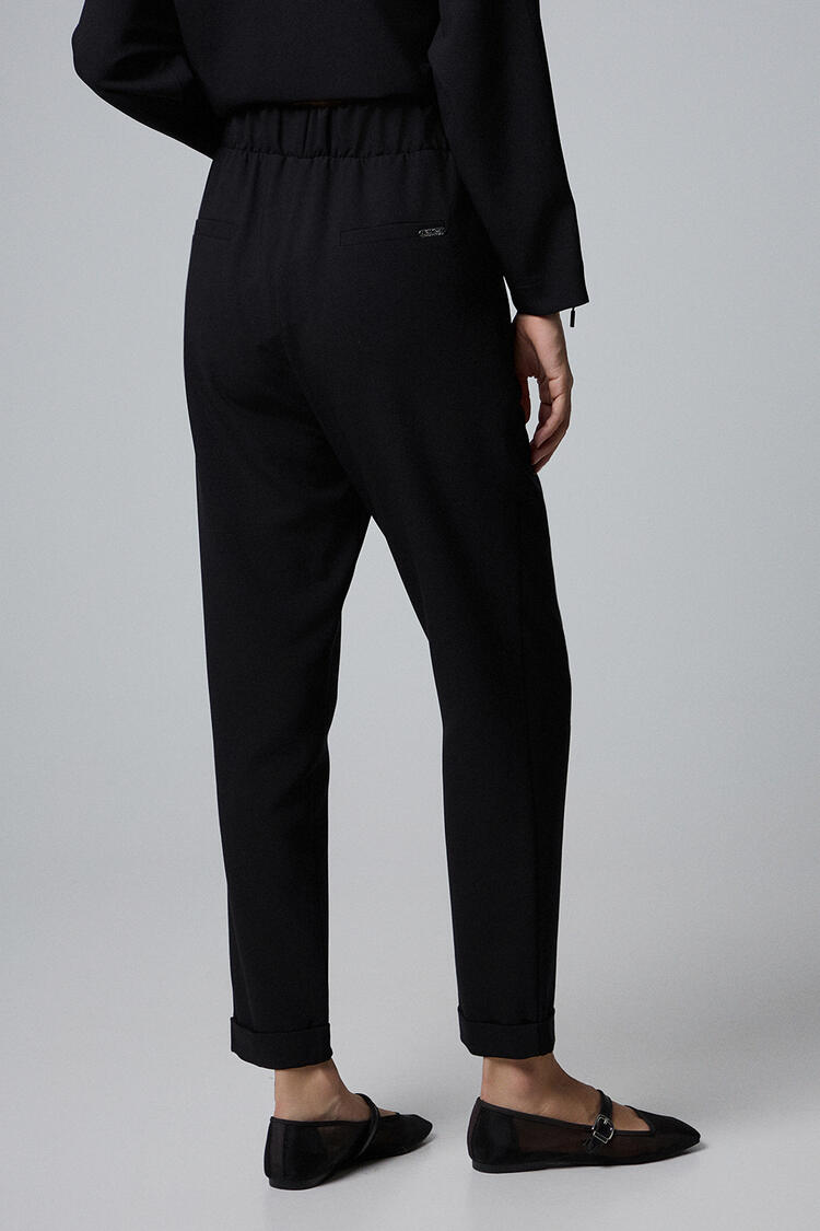 Pants in a straight line - Black S