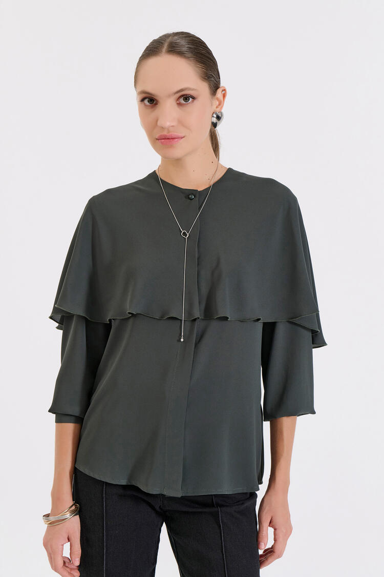 Shirt with wide collar and buttons - Chaki S