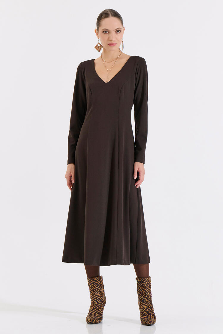 Long Flared Dress with V-Neckline and Belt - Brown XL
