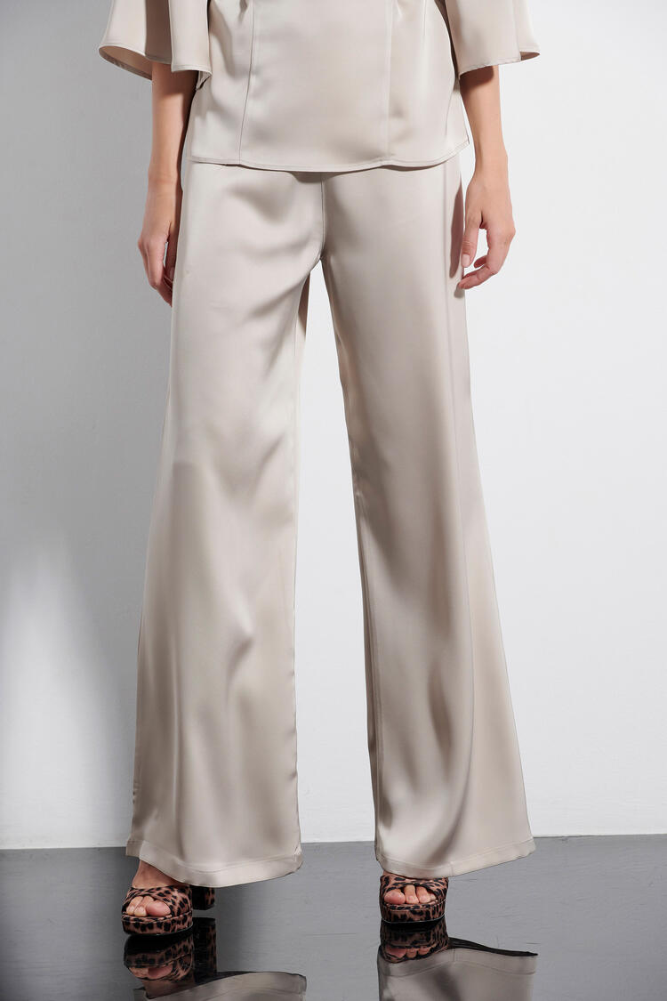 Pants with a satin look - Beige M