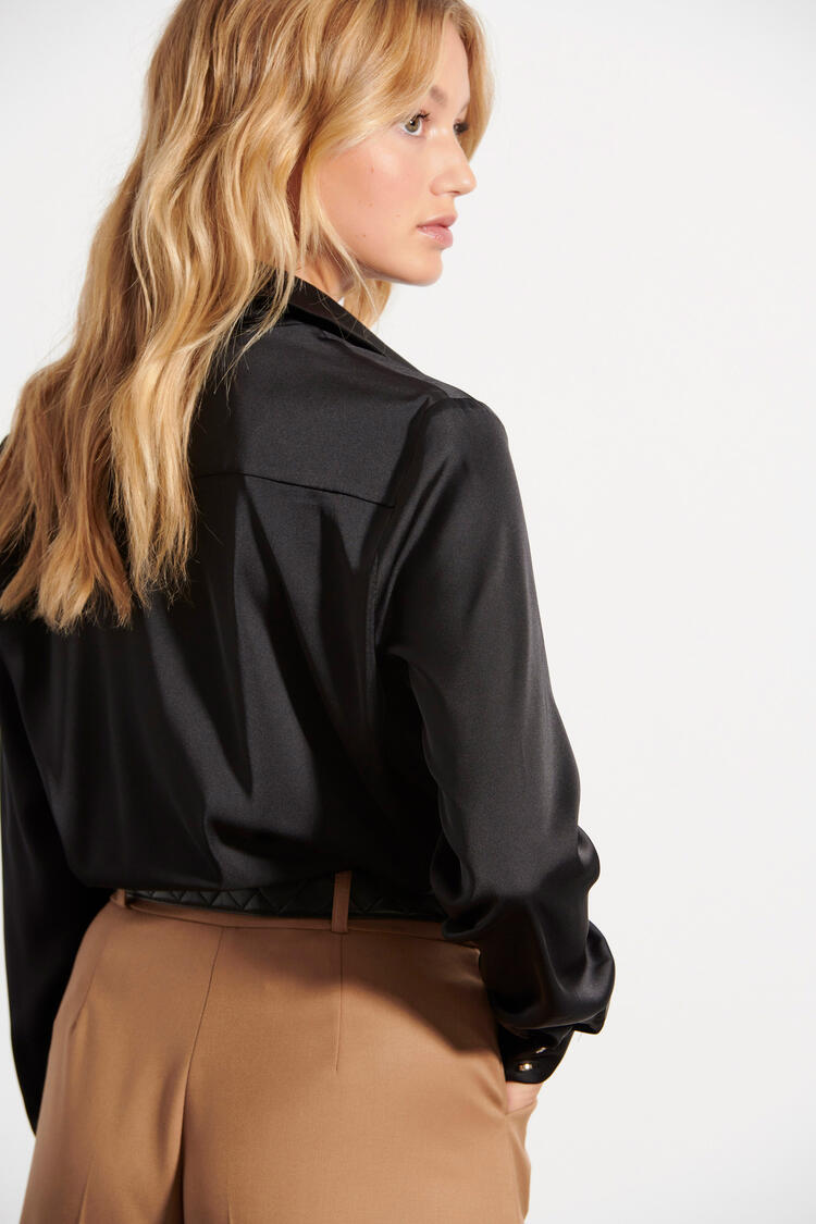 Satin-look shirt with collar - Black S