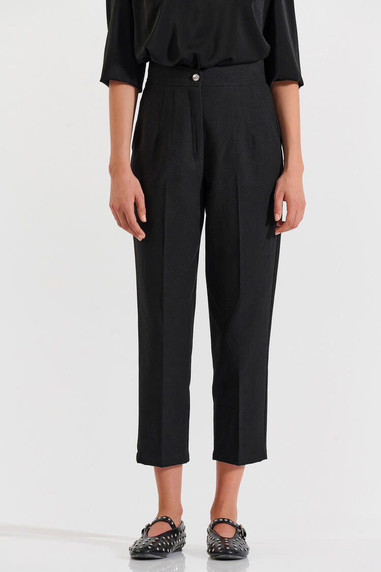 High-Waisted Straight-Leg Trousers - Black L