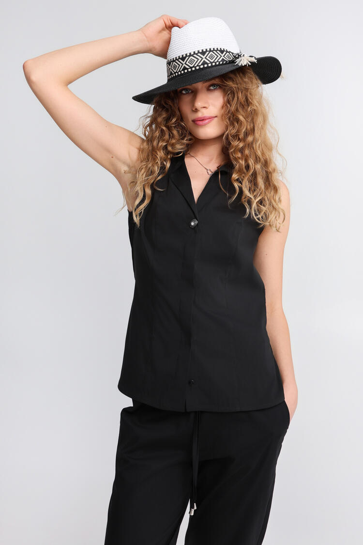 Sleeveless Shirt with Collar and Decorative Button - Black S
