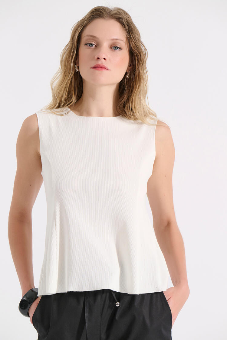 Top cotton with Round Neckline - White S