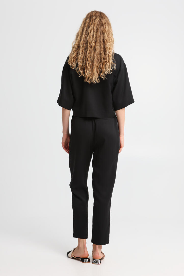 Button-up shirt in a relaxed silhouette - Black S