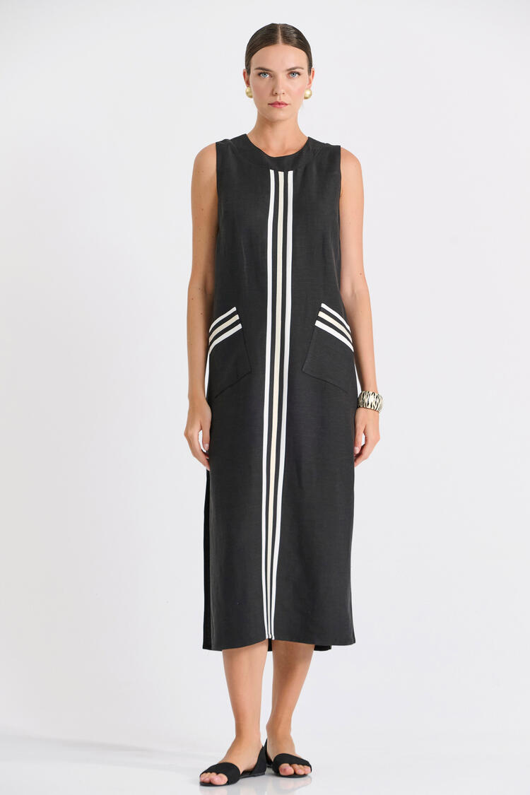Long Dress with Side Slits & Pockets - Black S