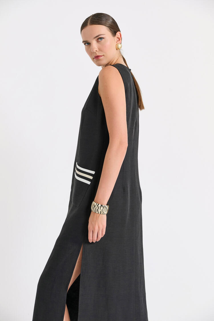Long Dress with Side Slits & Pockets - Black S