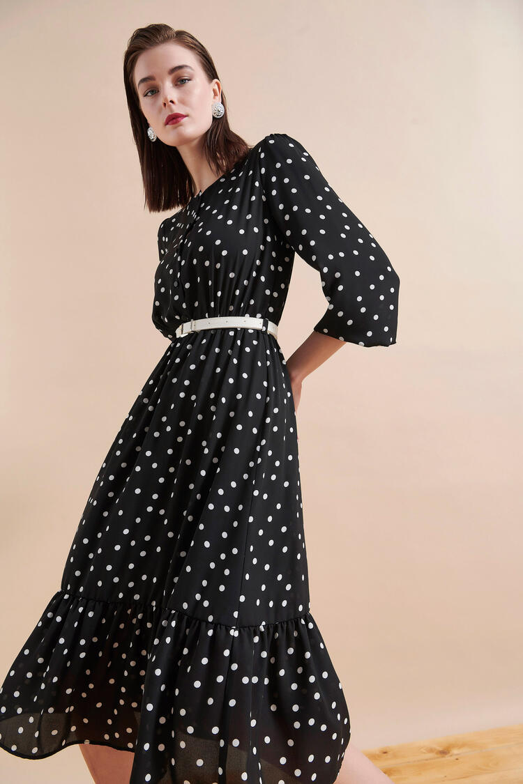 Polka dot dress with belt - Black S