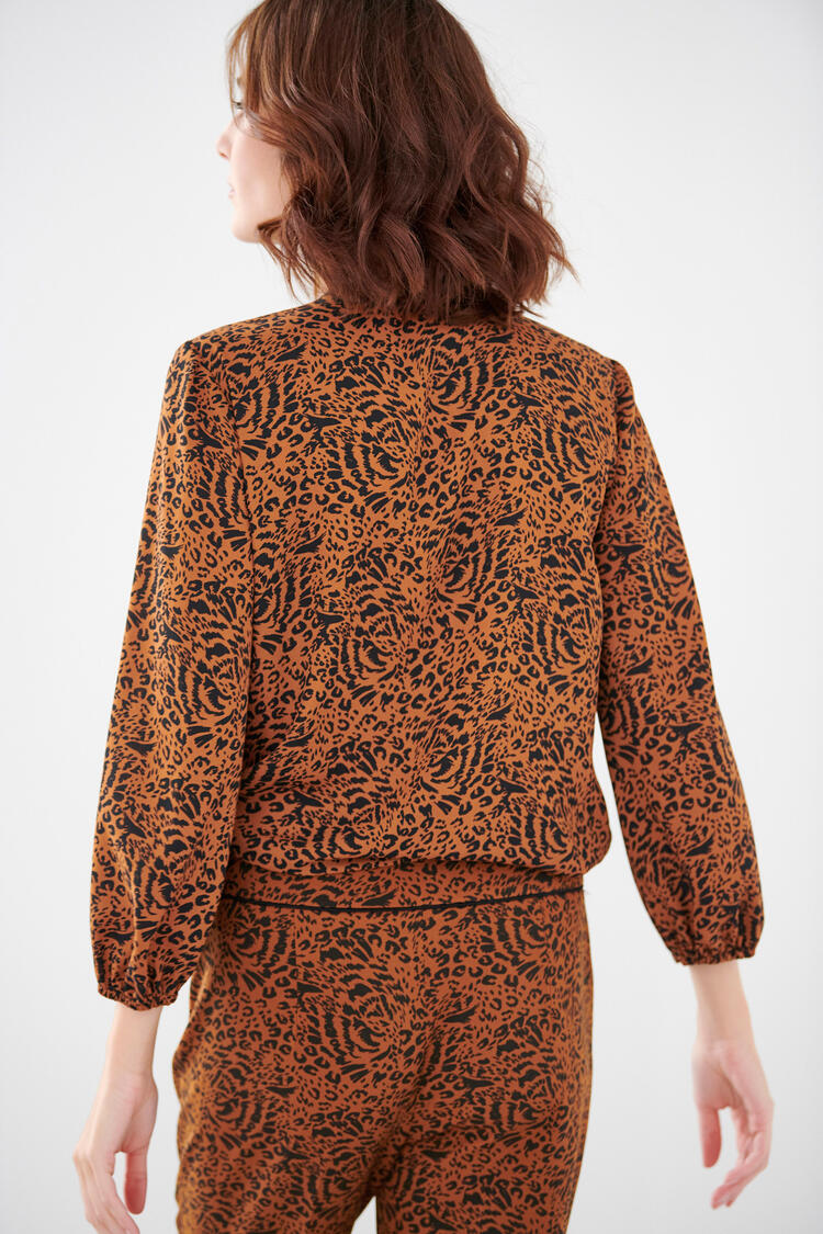 Blouse with leopard pattern - Brown S