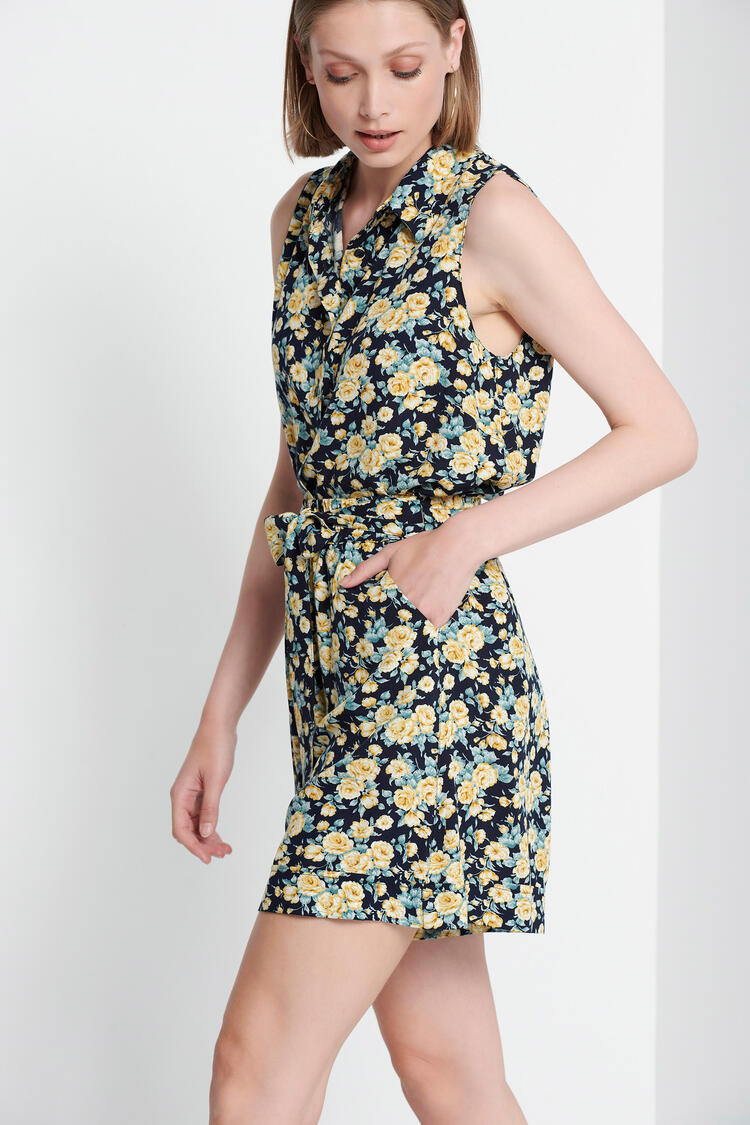 Shorts with floral pattern - Blue S/M