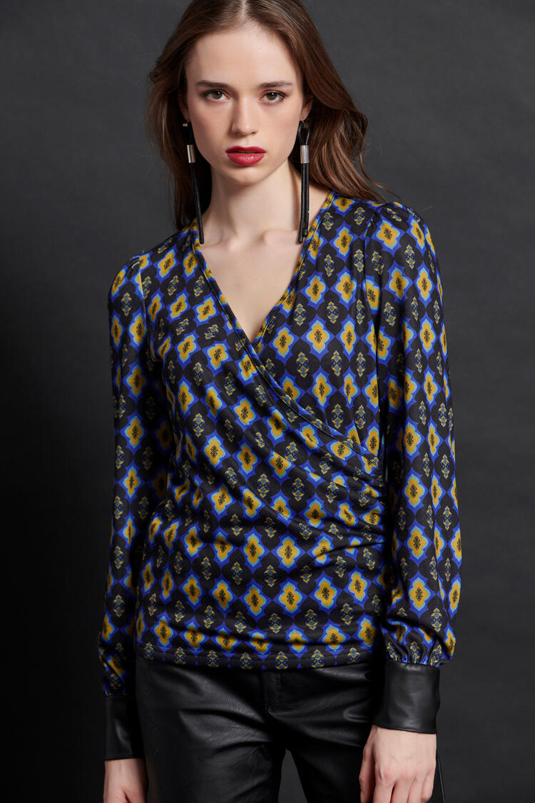 Blouse with printed cruise print - Black S