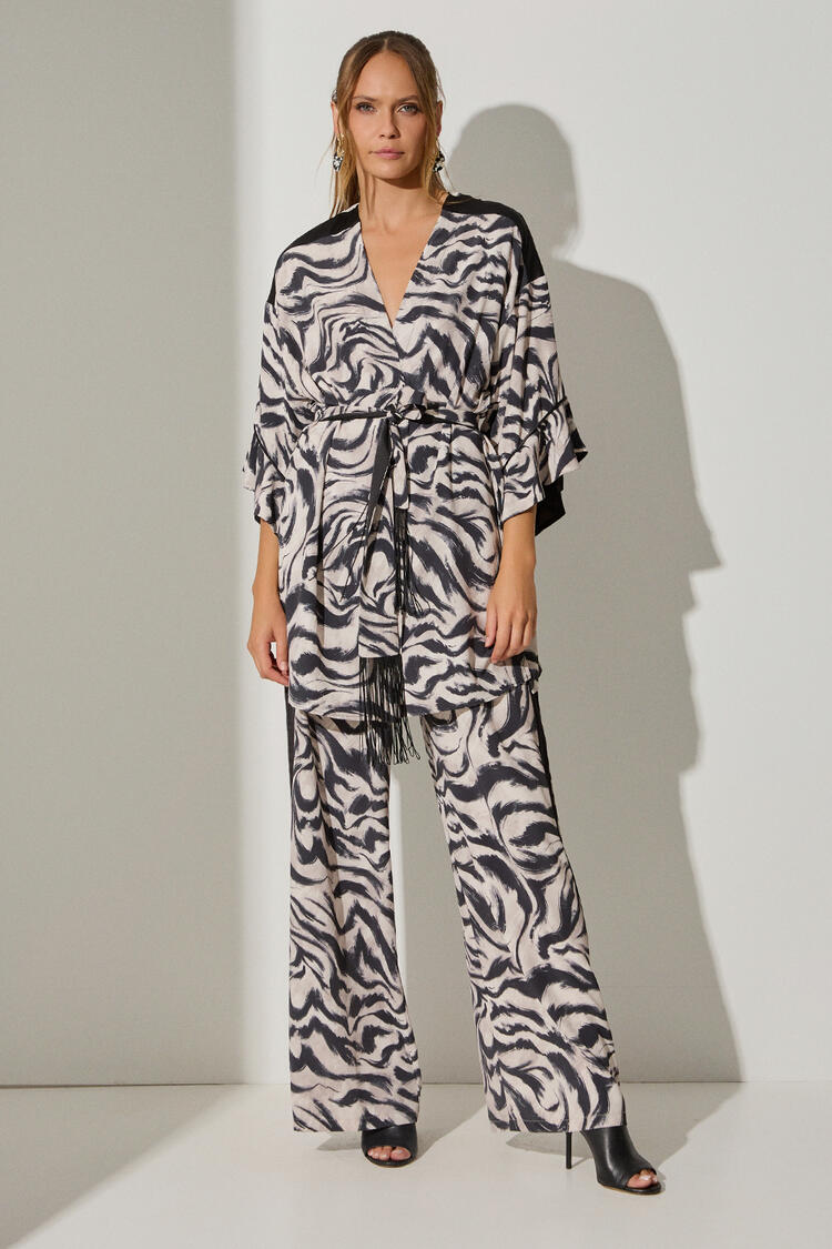 Printed kimono with belt - Black S/M