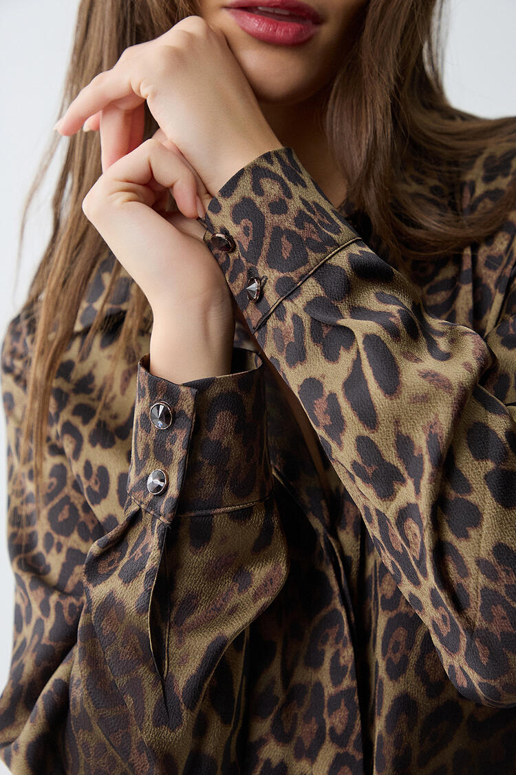 Leopard print shirt - Chaki S