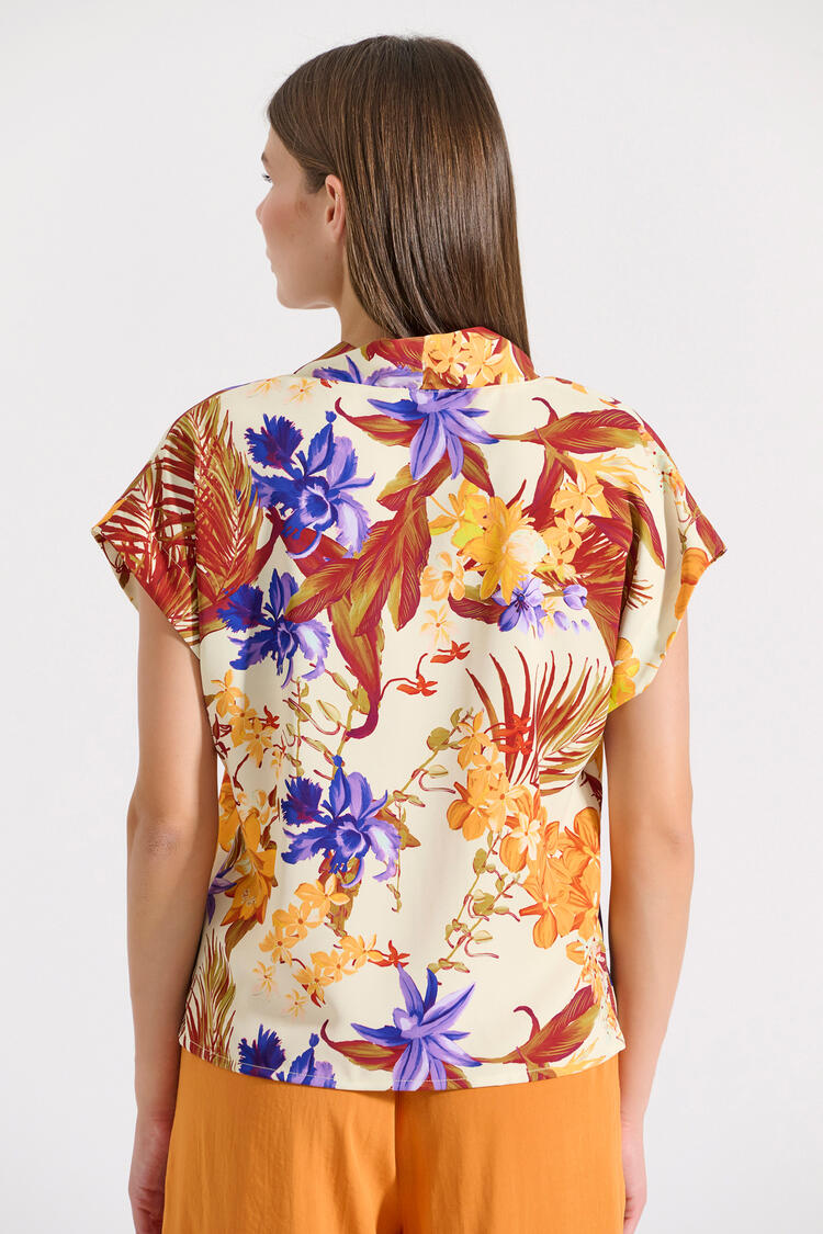 Short-sleeve blouse with tropical print - Orange S