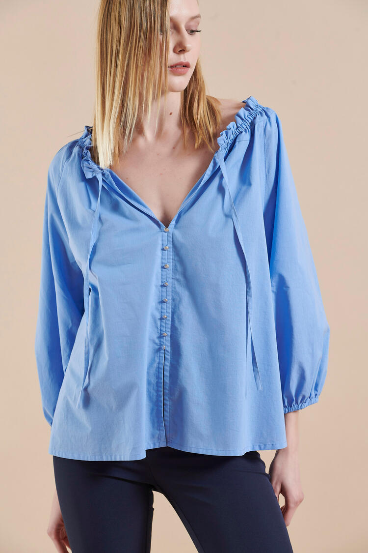 Blouse with pleats at the neckline - Blue S/M