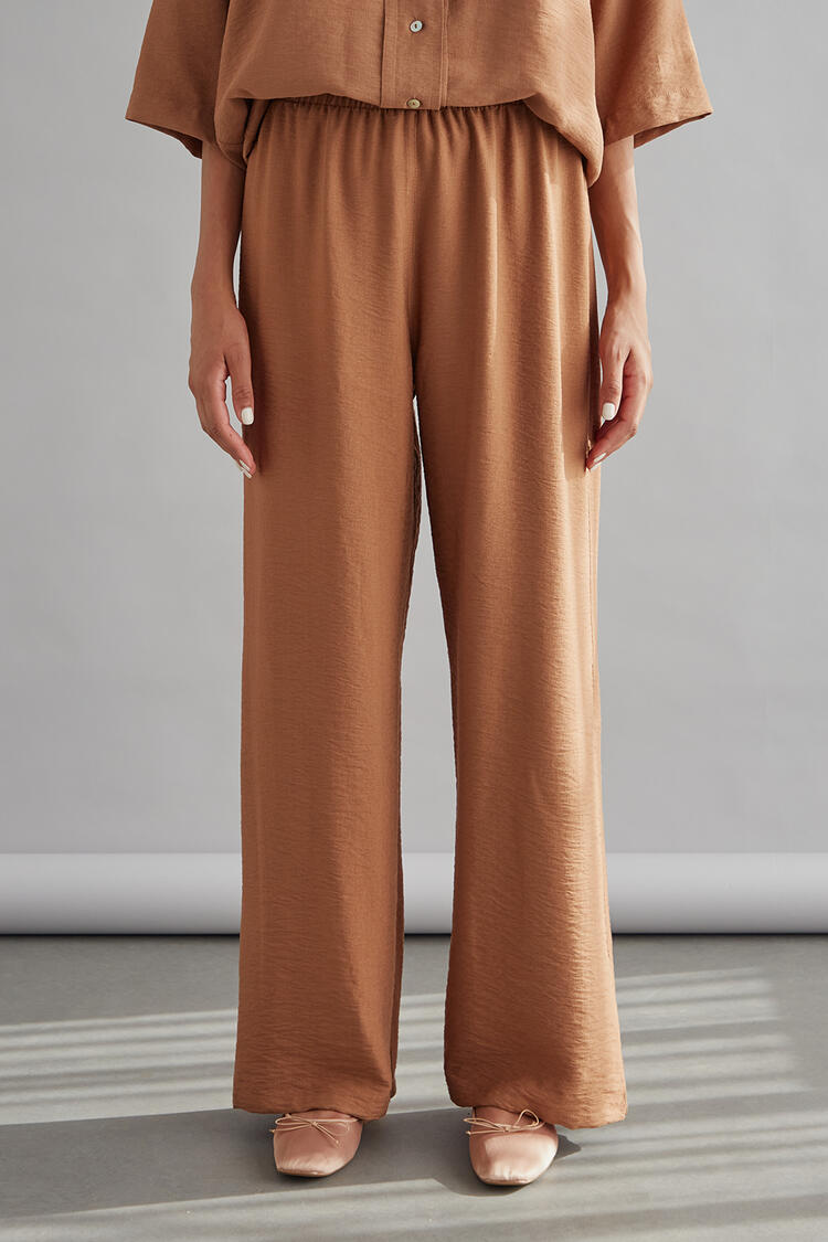 Pants with elastic waist - Brown S