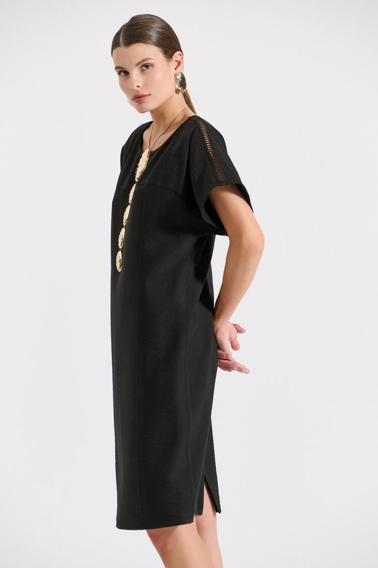Dress with openwork trim on the shoulders - Black S