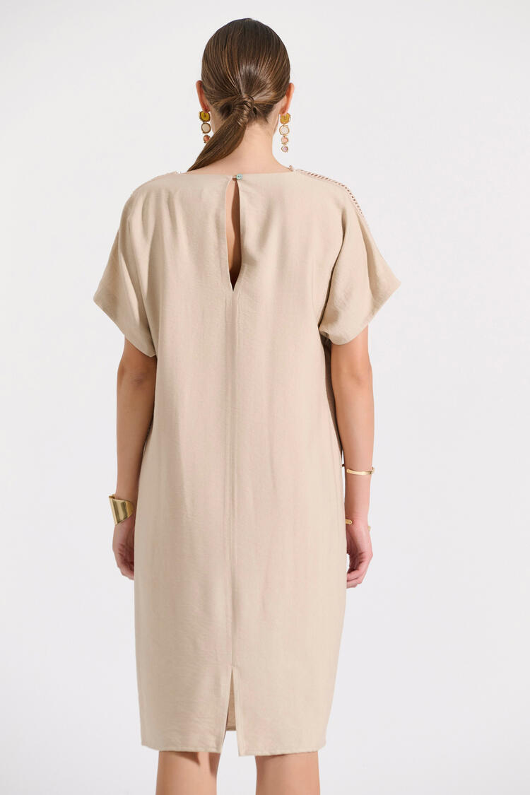 Dress with openwork trim on the shoulders - Beige S