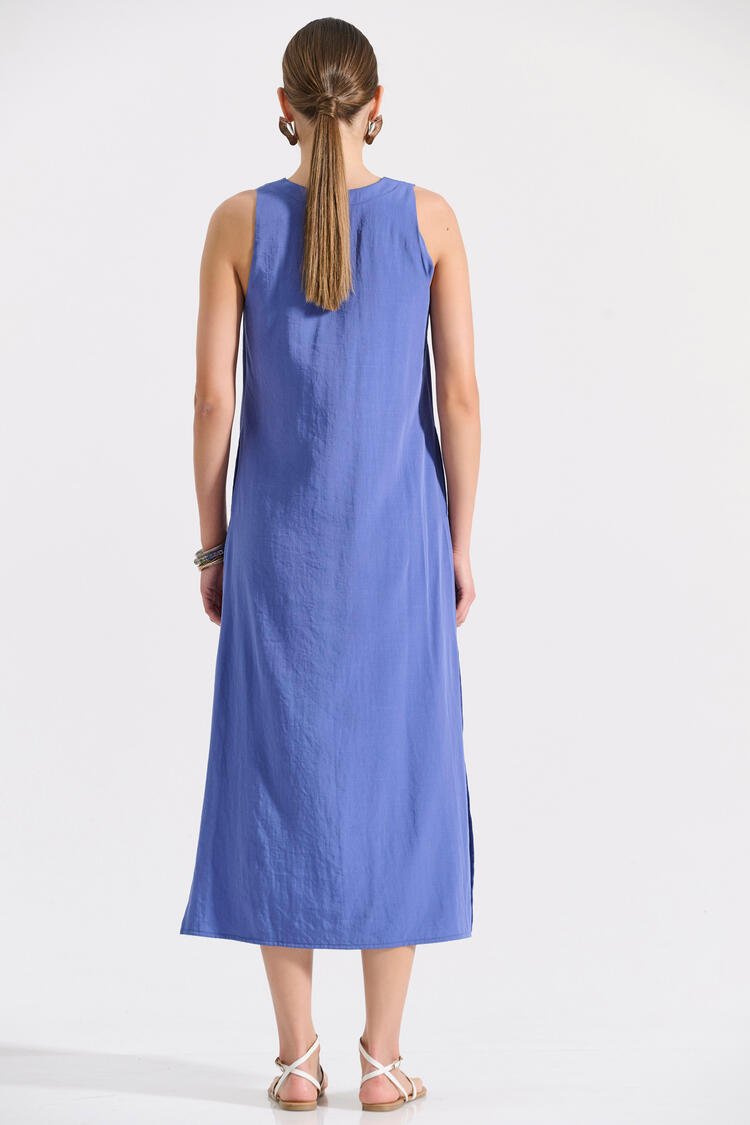 Long sleeveless dress with V-neck and side slits - Blue S