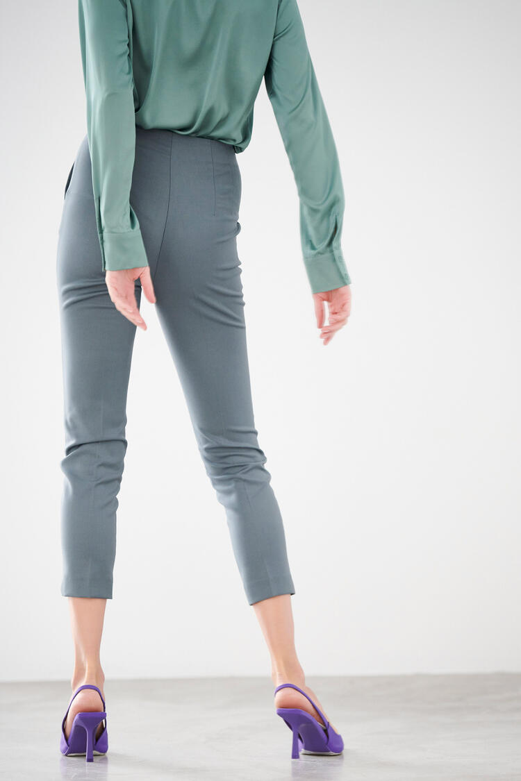High-waisted pants - Grey M
