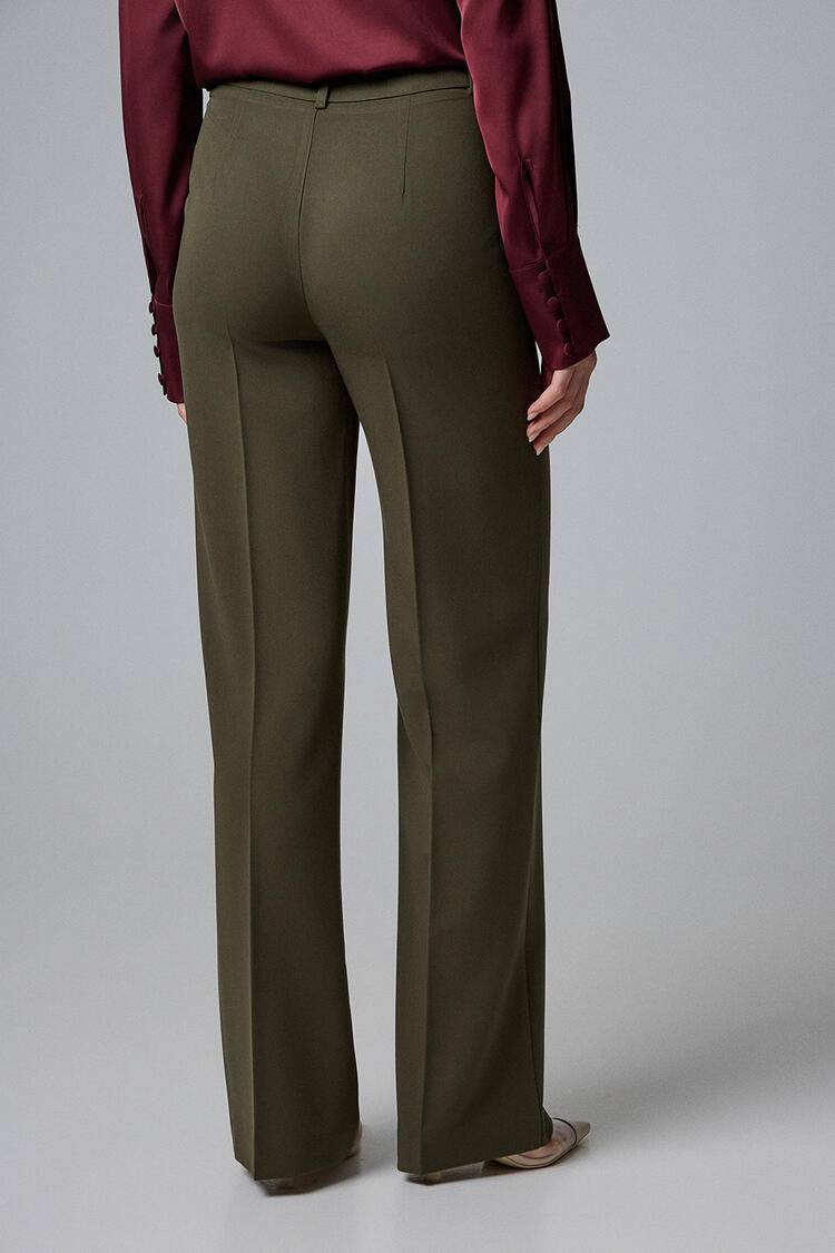 Straight-leg pants with a crease - Chaki S