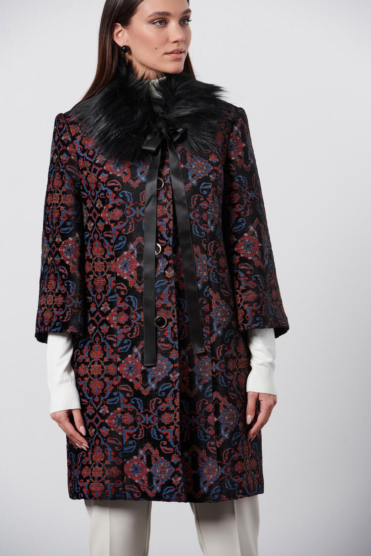 Coat with a pattern and ecological fur - Black M