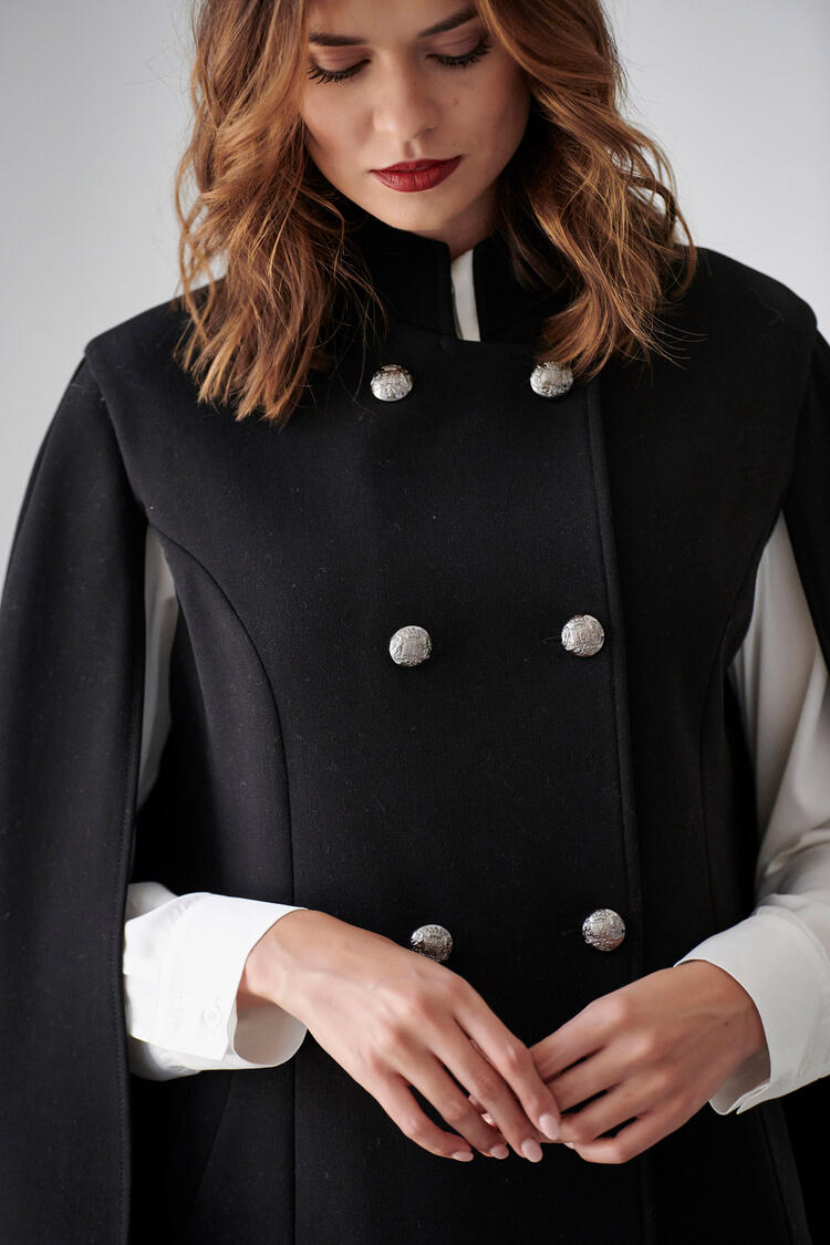 Cape with buttons - Black S