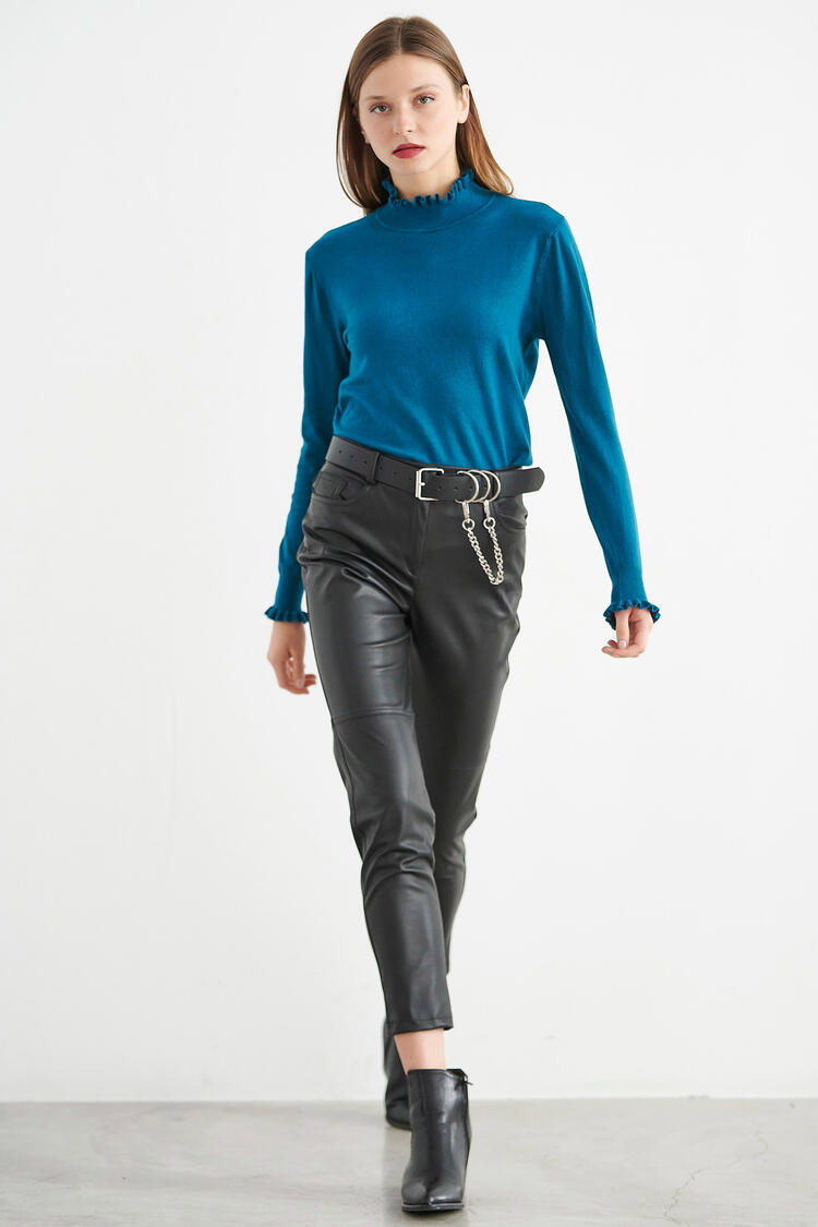 Knitted blouse with loop - Petrol O/S