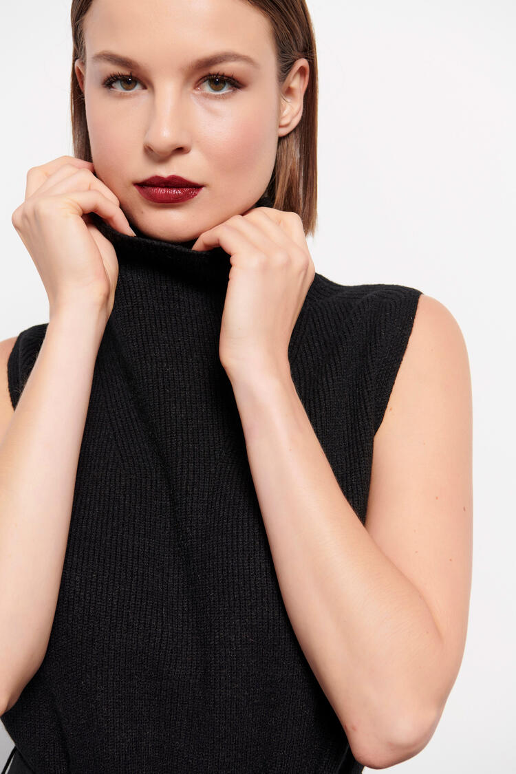 Rib knit sleeveless midi dress - Black O/S