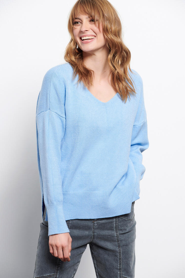 V-neck knitted blouse - Blue S/M