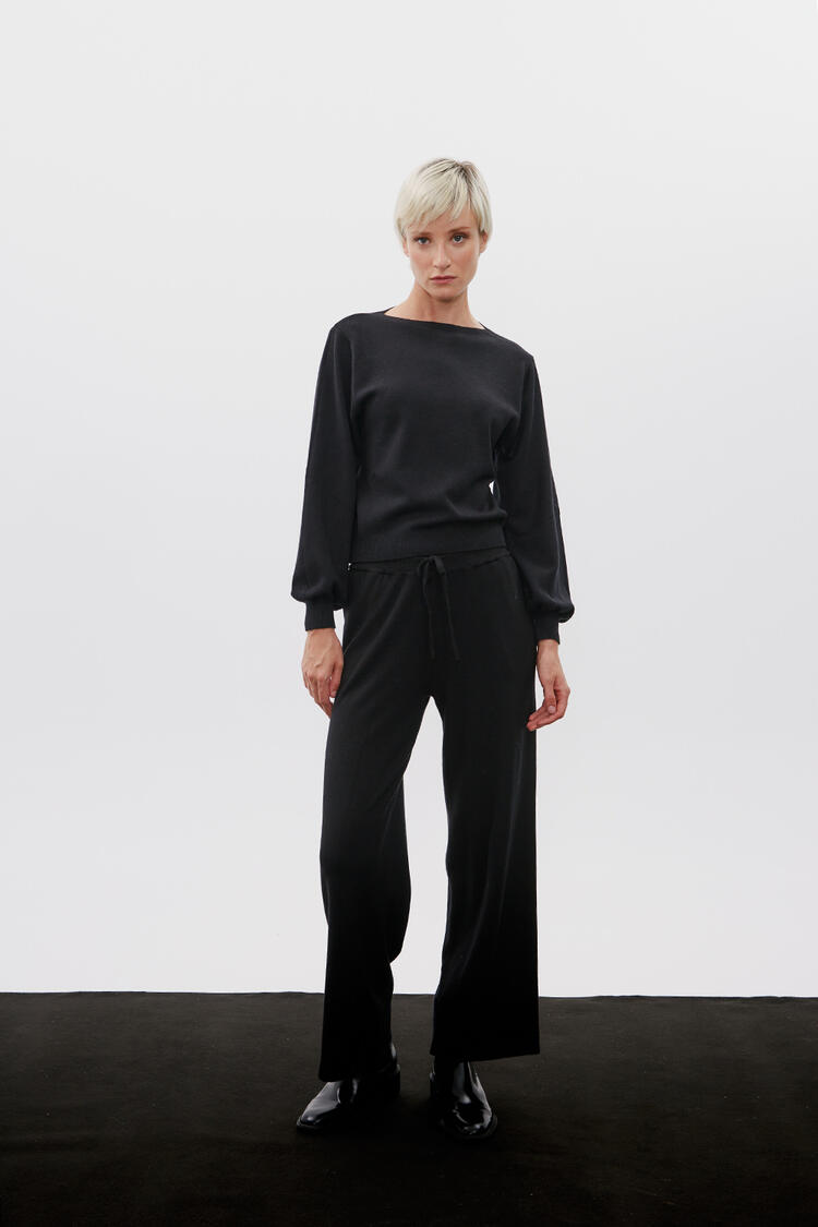 Soft knit blouse - Black O/S