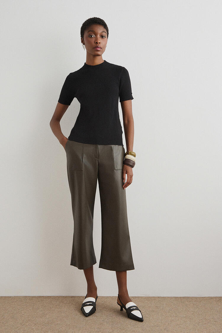 Short-sleeved knitted blouse - Black S/M